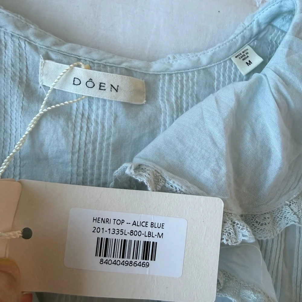 Doen NWT Medium Henri Ruffle Cotton Blouse in Alice Blue - Picture 10 of 14